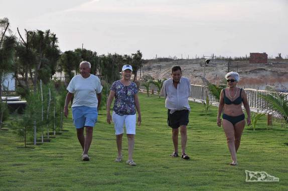 Reencontro com pais e tios no hotel em Fortim, litoral do Ceará